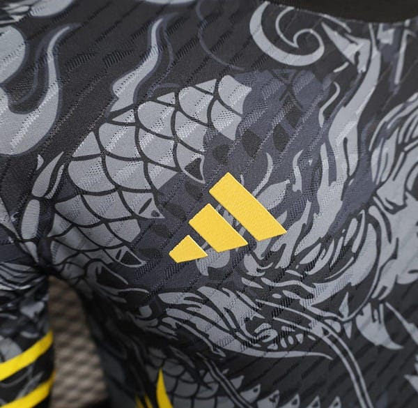Player Version 24/25 Real Madrid Grey/Black Dragon Jersey - Image 8