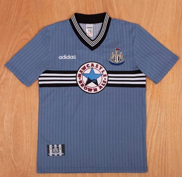 Retro 95/96 Newcastle United Away Grey Jersey - Image 3