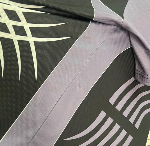 Retro 01/02 Juventus Black Goalkeeper Jersey - Image 6