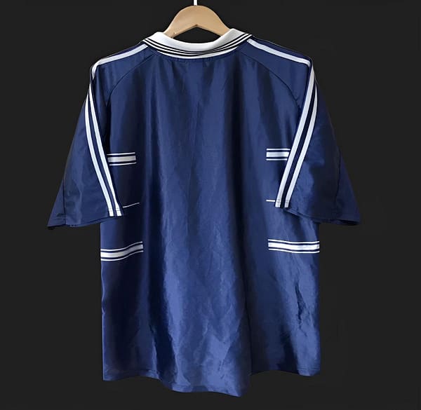 Retro 98/99 Real Madrid Away Blue Jersey - Image 2