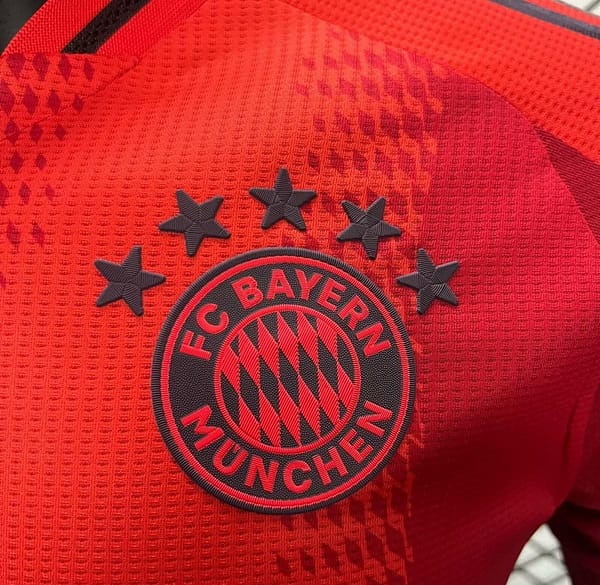 Player Version 24/25 Bayern Munich Home Jersey - Image 4