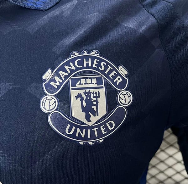 Player Version 24/25 Manchester United Away Navy Jersey - Image 9