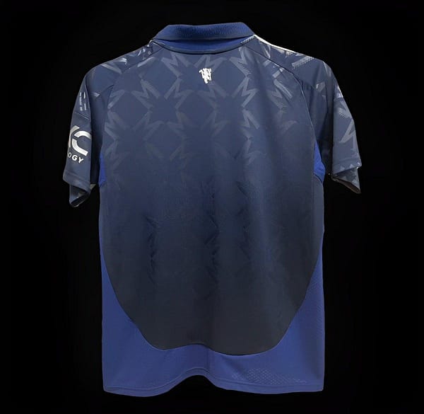 24/25 Manchester United Away Navy Jersey - Image 2