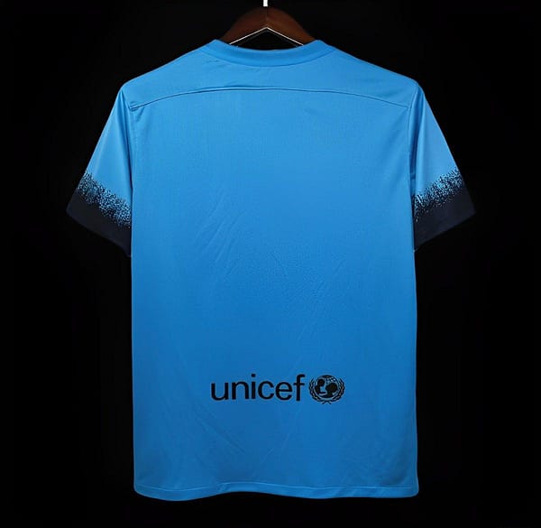 Retro 15/16 Barcelona Third Blue Jersey - Image 2