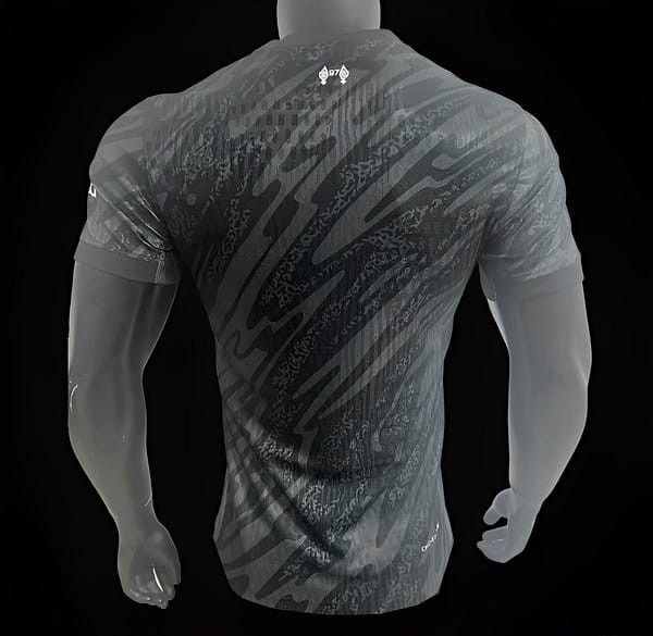 Player Version 24/25 Liverpool Black Goalkeeper Jersey - Image 2