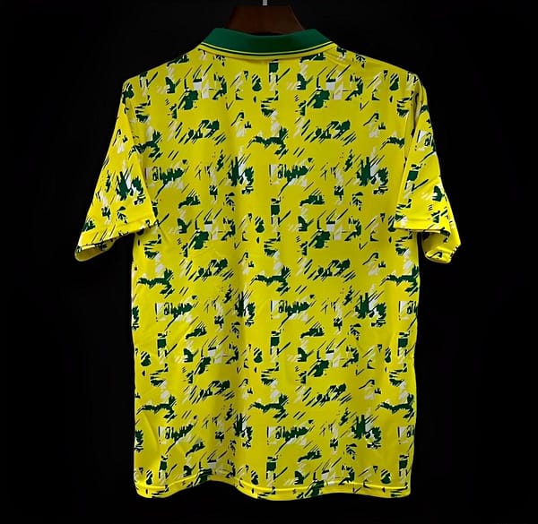 Retro 92/94 Norwich City Home Jersey - Image 2