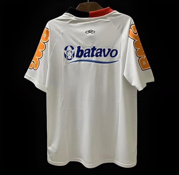 Retro 10/11 Flamengo Away White Jersey - Image 2