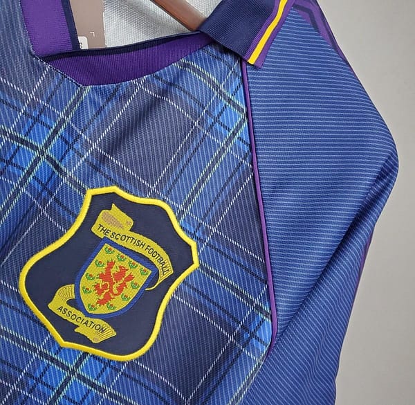 Retro 1994/96 Scotland Home Jersey - Image 7
