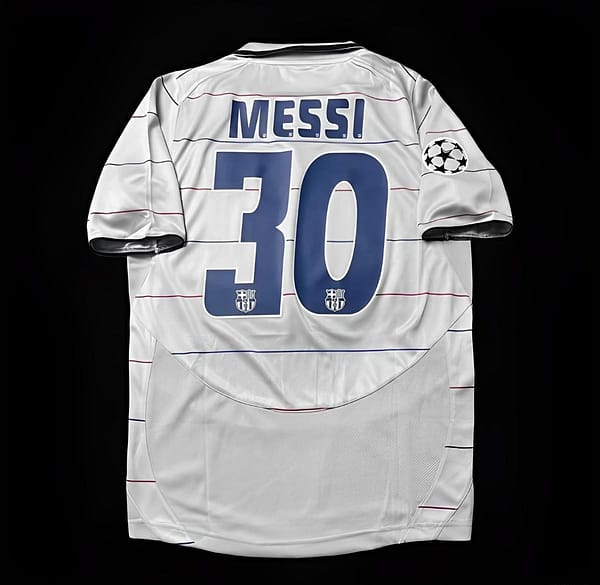 Retro 03/04 Barcelona Away Jersey - Image 3