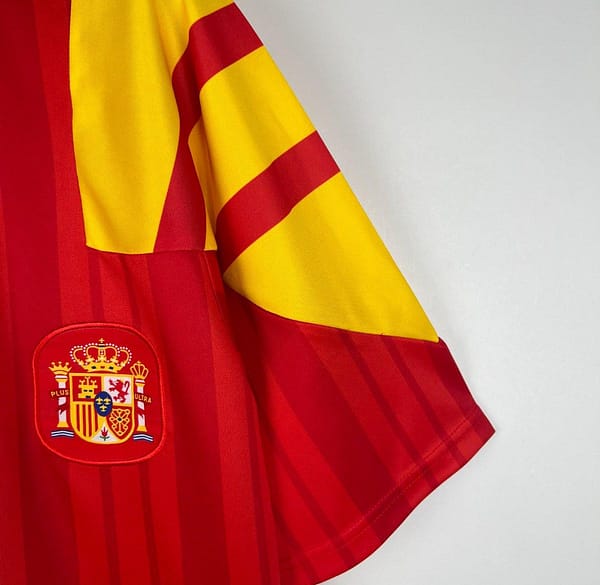 Retro 1992/94 Spain Home Jersey - Image 6