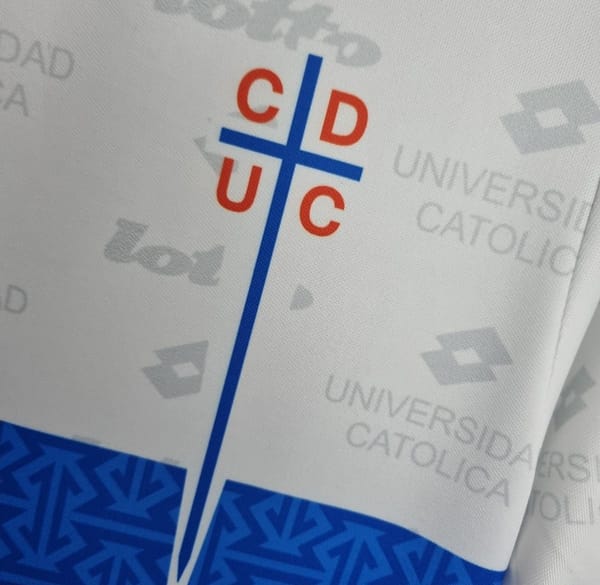 Retro 1996 Deportivo Universidad Católica Third away Soccer Jersey - Image 2