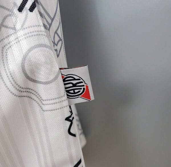 Retro River Plate 95/96 home Soccer Jersey - Image 5