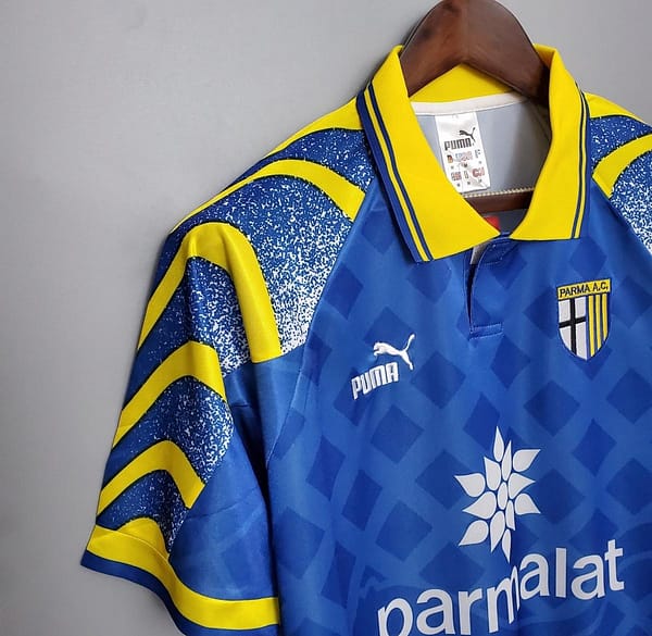 Retro Parma 95/97 Blue Soccer Jersey - Image 3