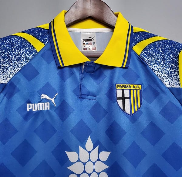Retro Parma 95/97 Blue Soccer Jersey - Image 6