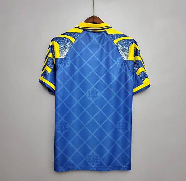 Retro Parma 95/97 Blue Soccer Jersey - Image 7