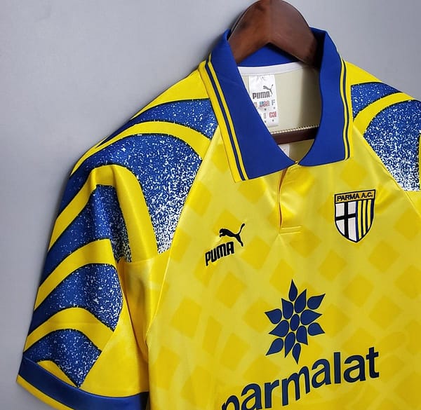 Retro Parma 95/97 Yellow Soccer Jersey - Image 4
