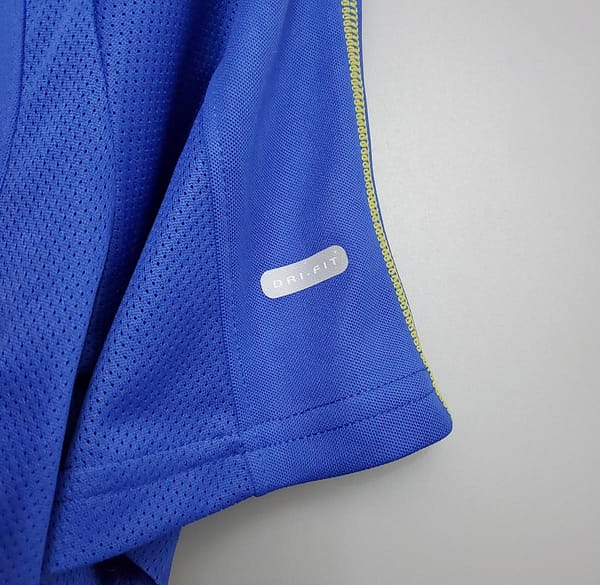 Retro Boca Juniors 03/04 home Soccer Jersey - Image 8