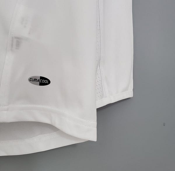 Retro long sleeve Real Madrid 05/06 home Soccer Jersey - Image 5