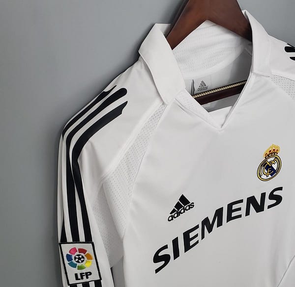 Retro long sleeve Real Madrid 05/06 home Soccer Jersey - Image 6