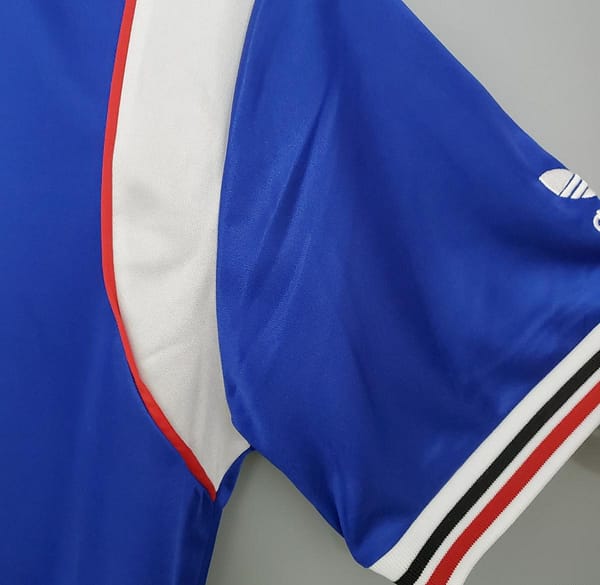 Retro Manchester United 85/86 away blue Soccer Jersey - Image 5