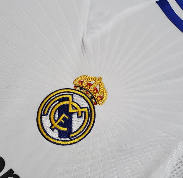 Retro Real Madrid 10/11 Long sleeve home Soccer Jersey - Image 3