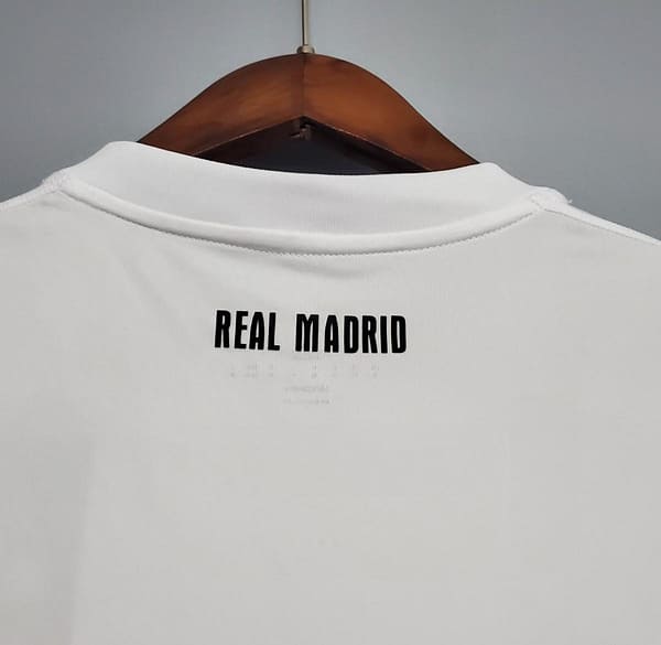 Retro Real Madrid 10/11 home Soccer Jersey - Image 3