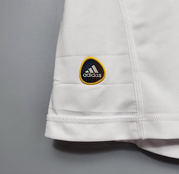 Retro Real Madrid 10/11 home Soccer Jersey - Image 6