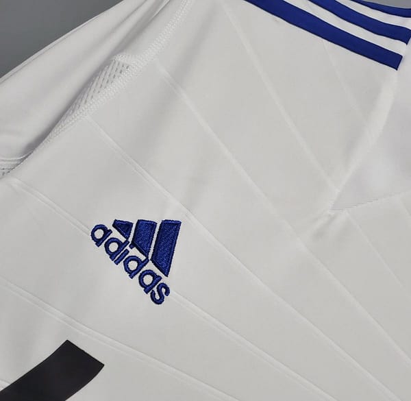 Retro Real Madrid 10/11 home Soccer Jersey - Image 9