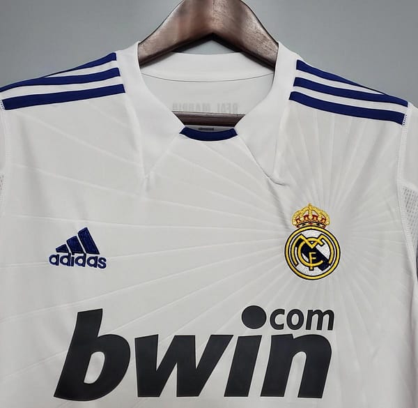 Retro Real Madrid 10/11 home Soccer Jersey - Image 11