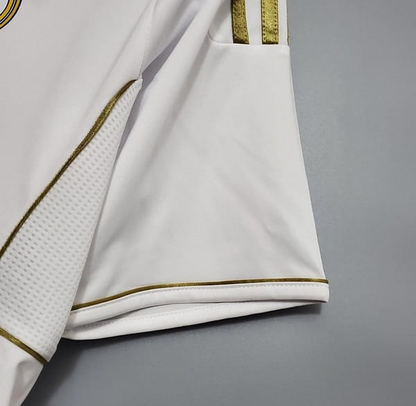 Retro Real Madrid 11/12 home Soccer Jersey - Image 9