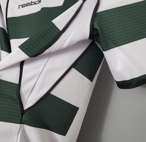Retro Sporting Lisbon 01/03 home Soccer Jersey - Image 3