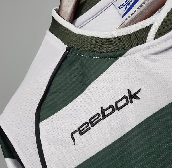 Retro Sporting Lisbon 01/03 home Soccer Jersey - Image 6