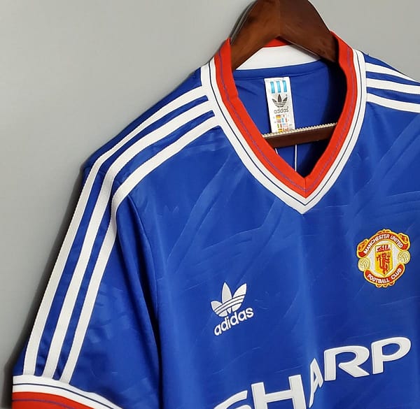 Retro 86/88 Manchester United third away Soccer Jersey - Image 4