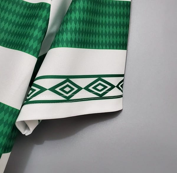 Retro 98/99 Celtic home Soccer Jersey - Image 7