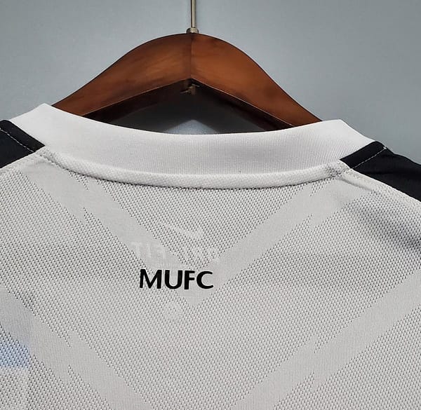 Retro 10/11 Manchester United in the Champions League version away Soccer Jersey - Image 10