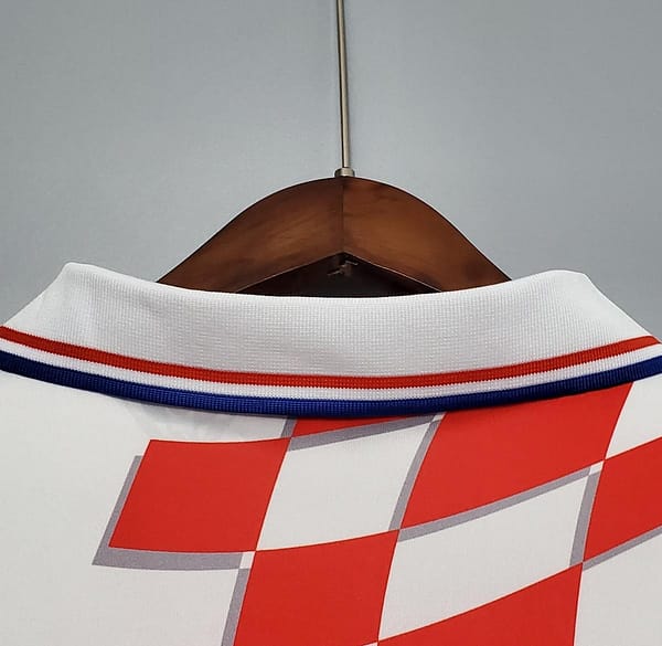 Retro 1998 Croatia away Soccer Jersey - Image 2
