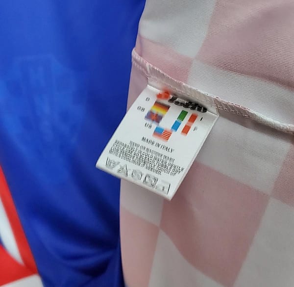 Retro 1998 Croatia home Soccer Jersey - Image 4