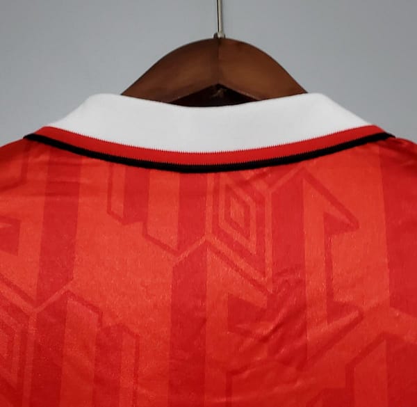 Retro 92/94 Manchester United home Soccer Jersey - Image 2