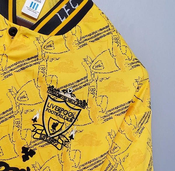 Retro 94/96 Liverpool third away Soccer Jersey - Image 7