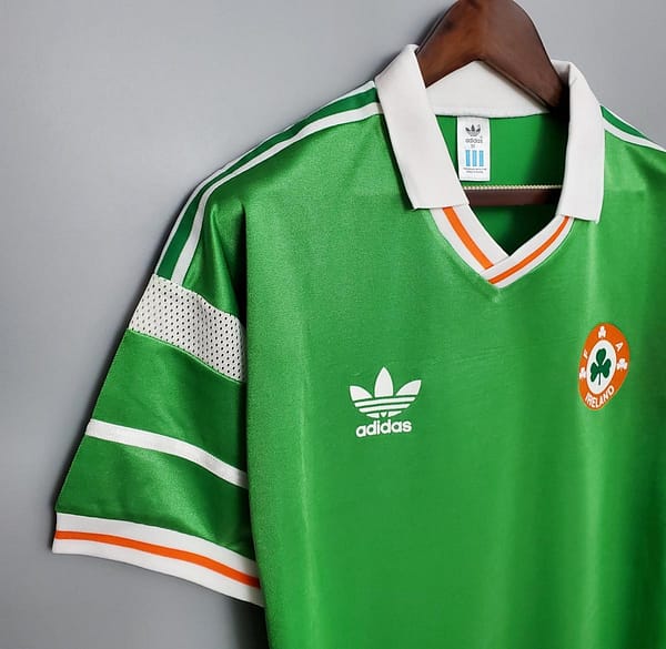 Retro 1988 Ireland home Soccer Jersey - Image 4
