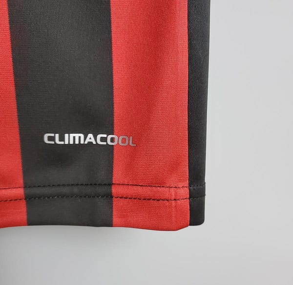 Retro 09/10 AC Milan home Soccer Jersey - Image 5