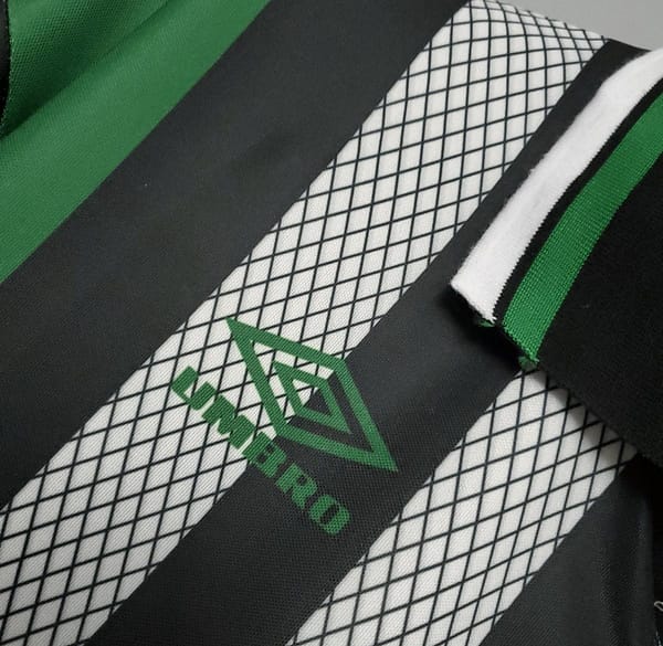 Retro Celtics 94/96 away Soccer Jersey - Image 4