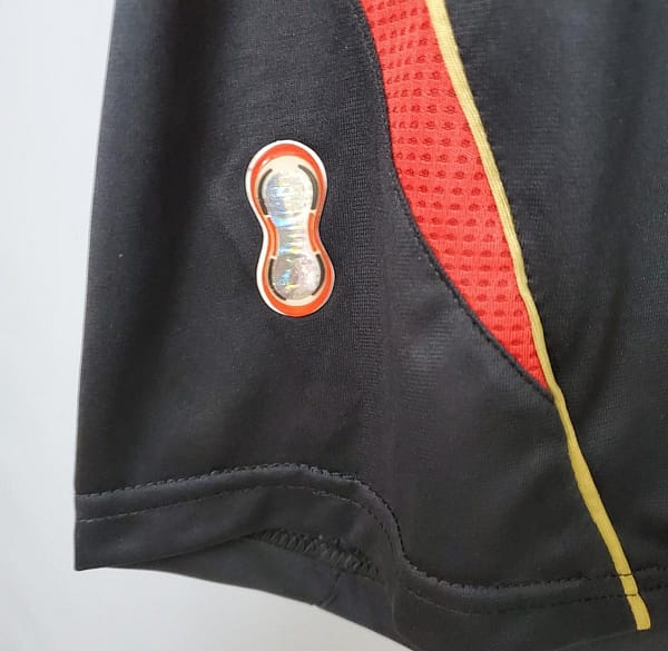 Retro 2006 AC Milan third away Soccer Jersey - Image 5