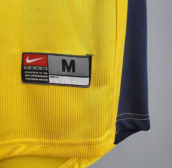 Retro Arsenal 99/00 away Soccer Jersey - Image 5
