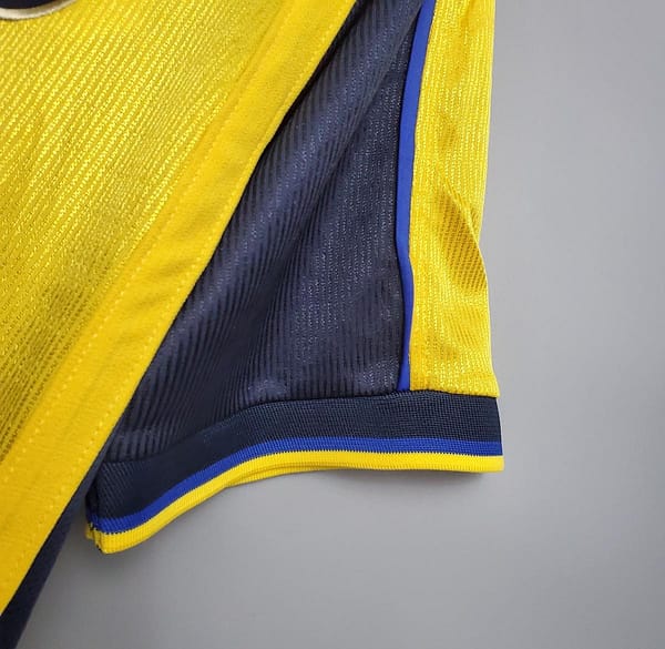 Retro Arsenal 99/00 away Soccer Jersey - Image 6