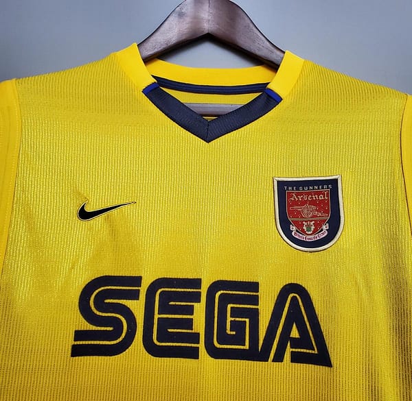 Retro Arsenal 99/00 away Soccer Jersey - Image 9