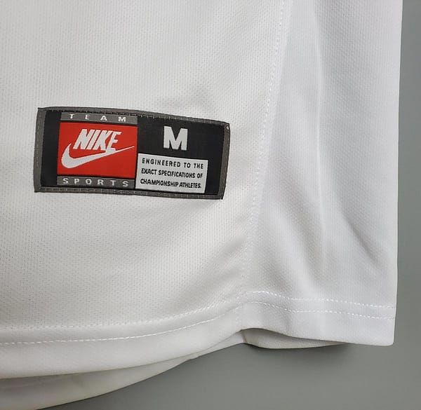 Retro 98/99 Inter Milan away Soccer Jersey - Image 3