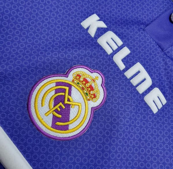 Retro Real Madrid 97/98 away Soccer Jersey - Image 5