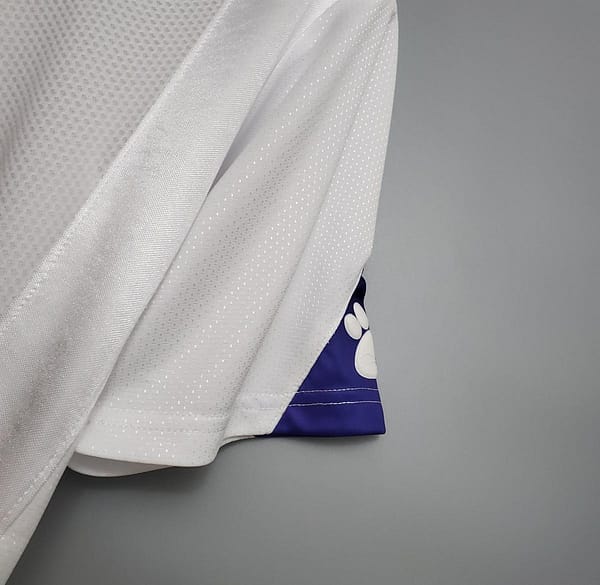 Retro Real Madrid 97/98 home Soccer Jersey - Image 4