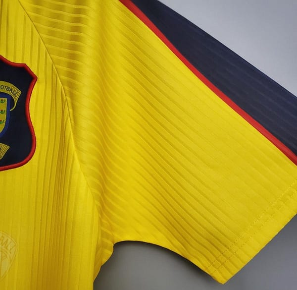 Retro Scotland 96/98 Yellow Soccer Jersey - Image 4